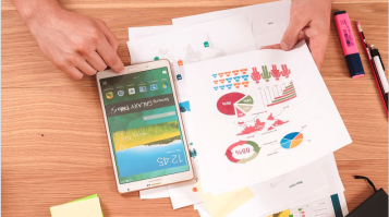 Opciones de descarga de infografías creadas en Canva